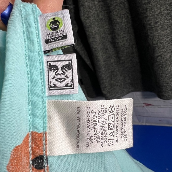 Like New |•OBEY ORGANIC•| Button Down Short Sleeve Shirt Hawaiian Size Medium - Picture 5 of 8